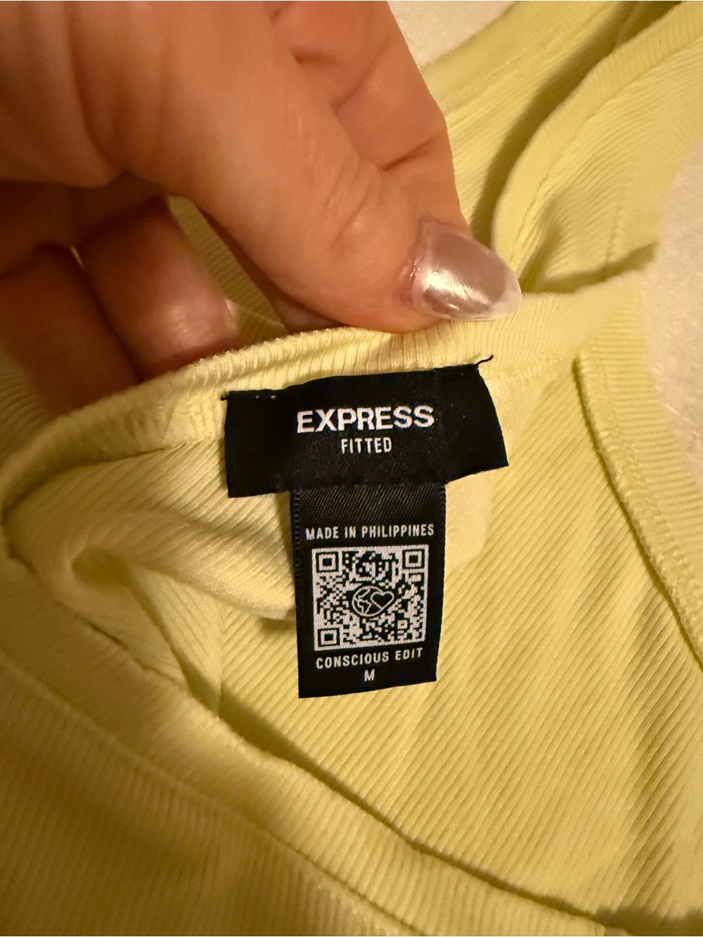 Express One-Shoulder Ribbed Tank Top - Picture 2 of 2